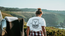Afbeelding in Gallery-weergave laden, Gliding Dutchman T-shirt White
