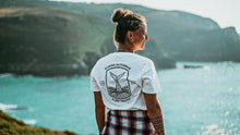 Afbeelding in Gallery-weergave laden, Gliding Dutchman T-shirt White
